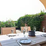 5-Peaple Studio - Sea View- Terrace - Parking Apartment *