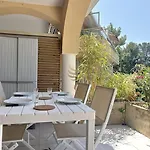 Apartment 5-Peaple Studio - Sea View- Terrace - Parking