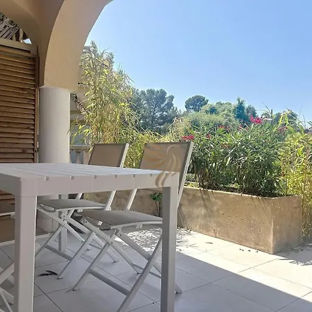 Апартаменты 5-peopl - Sea View- Terrace - Parking